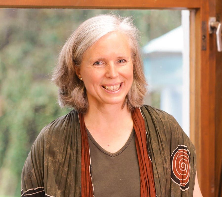 Astrid Schmitt-Dossou
